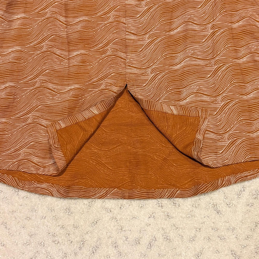 RVCA Strappy Cami Tank Top NEW Womens XS Camel Tan Ripple Wavy Lines Summer Gift - Picture 5 of 8